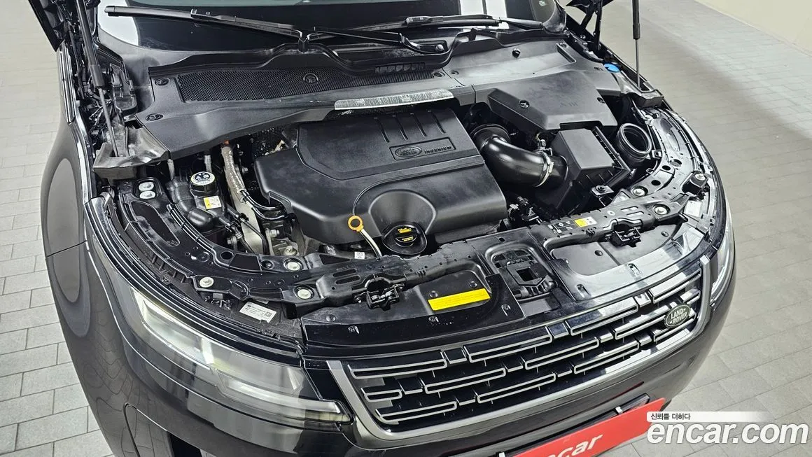 Land Rover Range Rover Evoque — фото 10