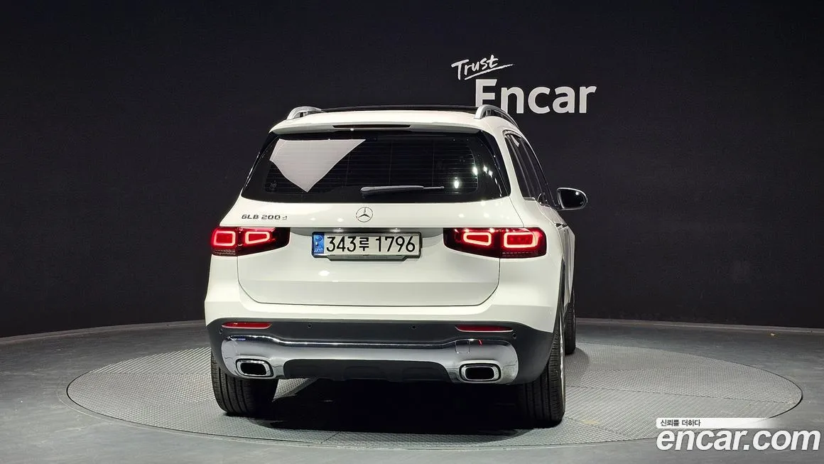 Mercedes-Benz GLB-Class — фото 3