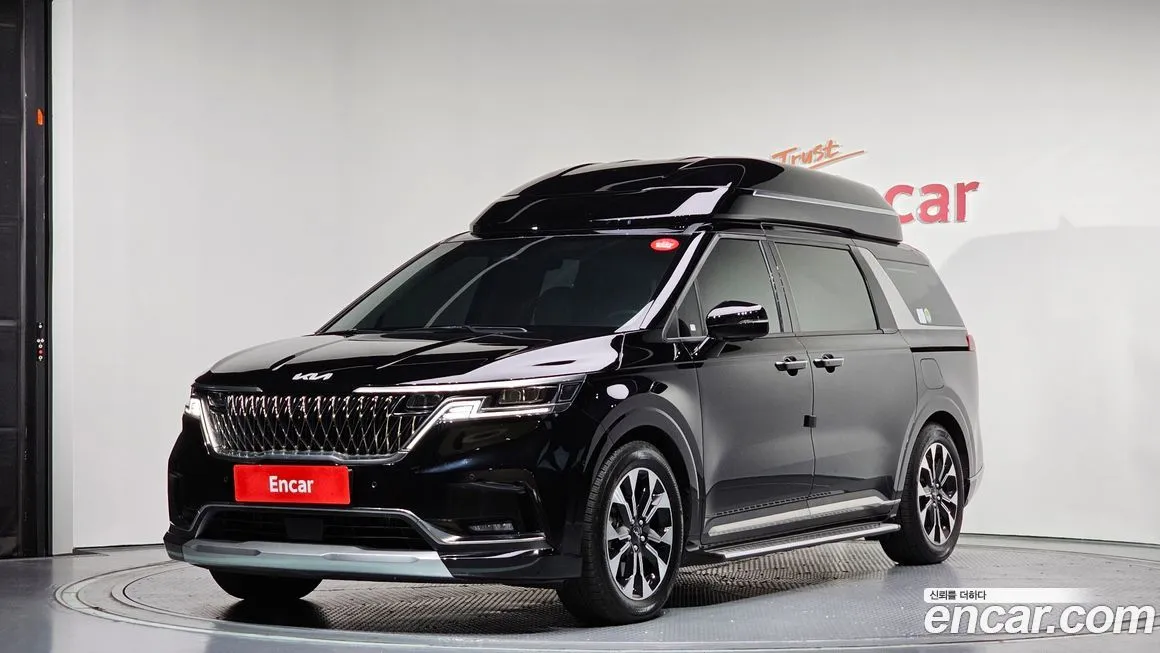 Kia Carnival — фото 1