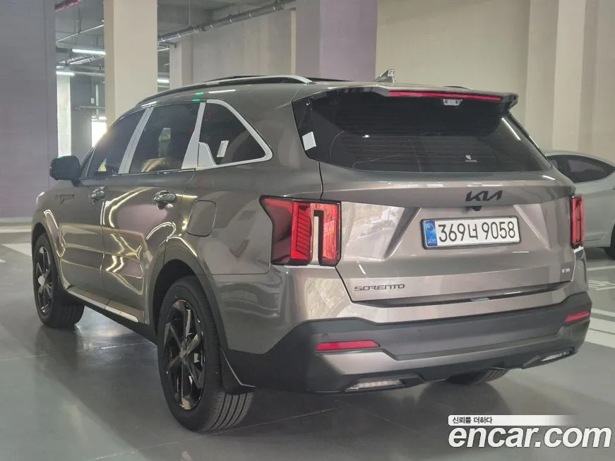 Kia Sorento — фото 6