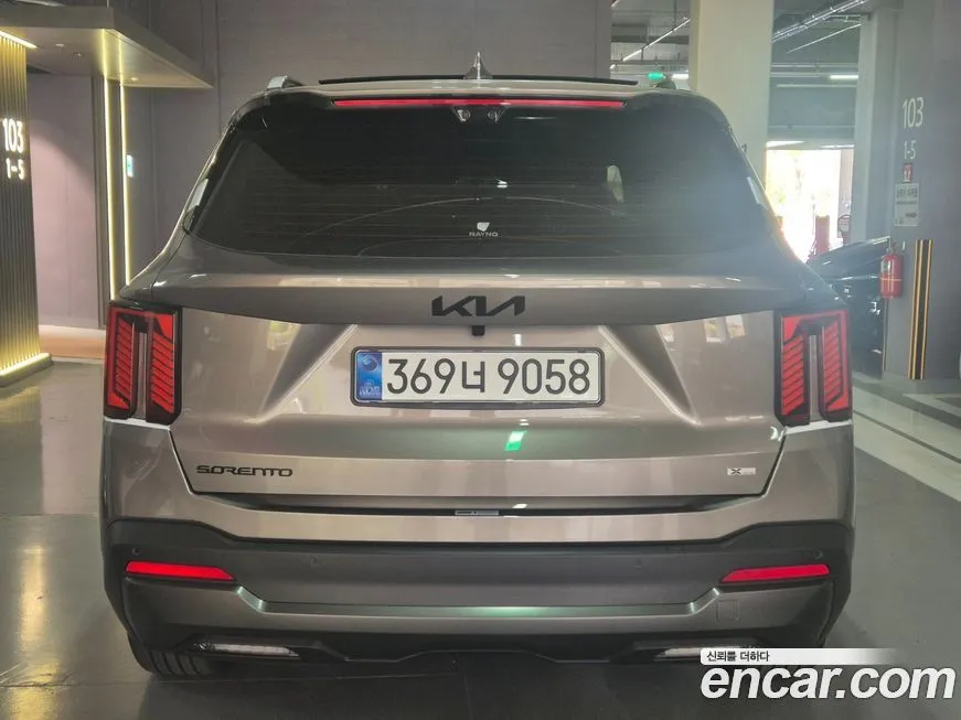 Kia Sorento — фото 9