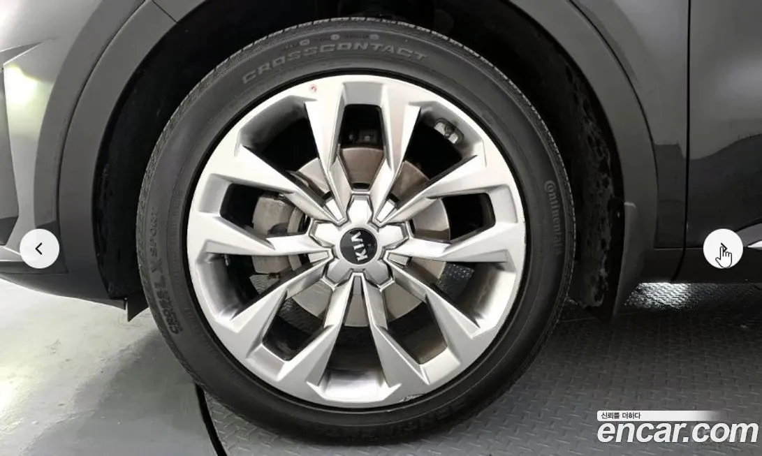 Kia Sorento — фото 5