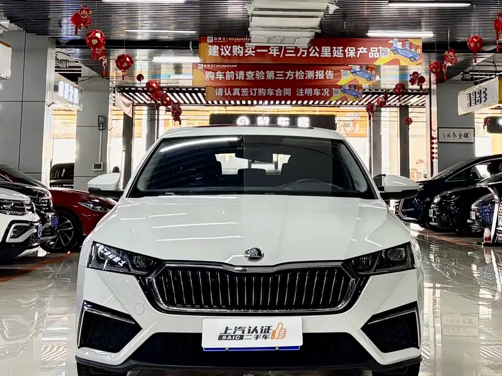 Skoda Octavia — фото 9