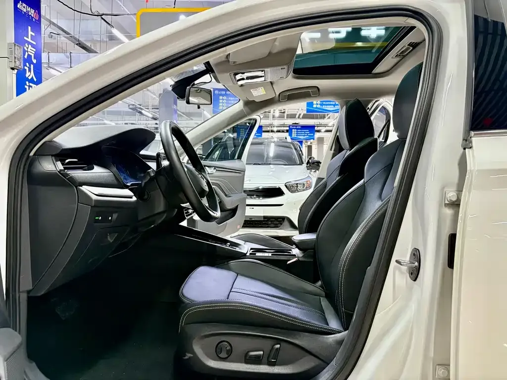 Skoda Octavia — фото 6