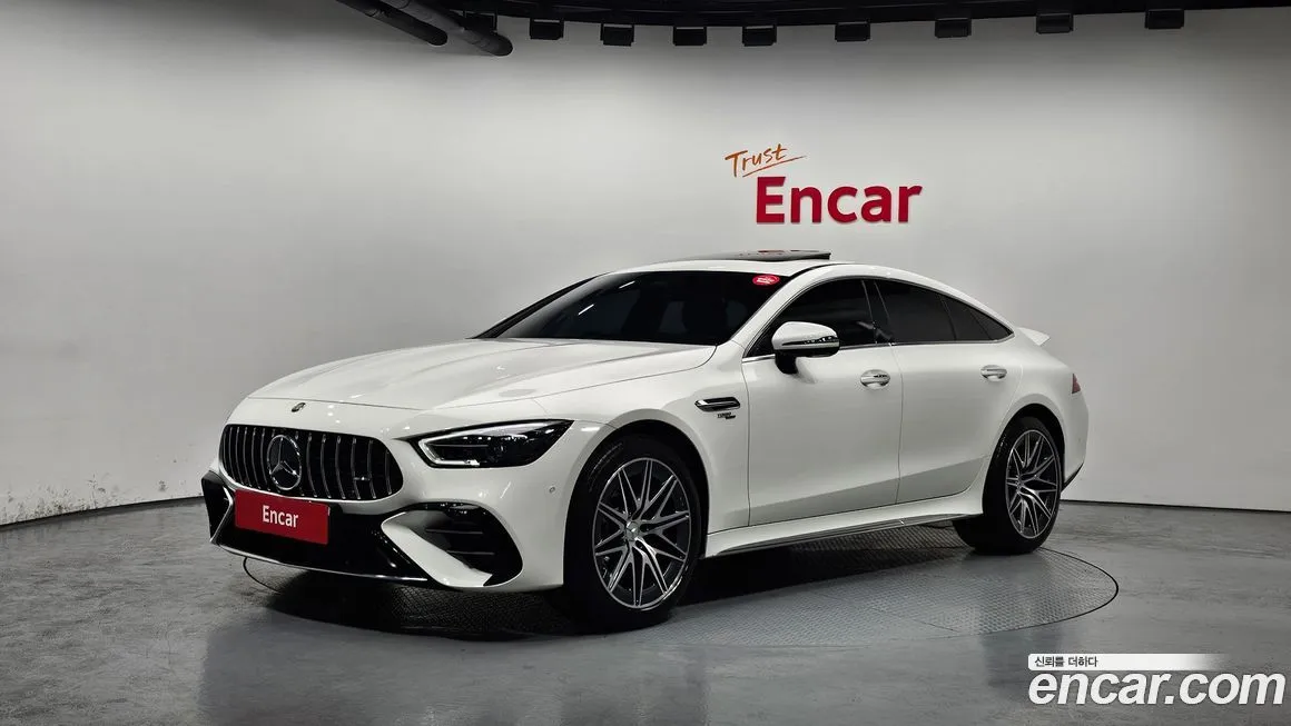 Mercedes-Benz AMG GT — фото 1