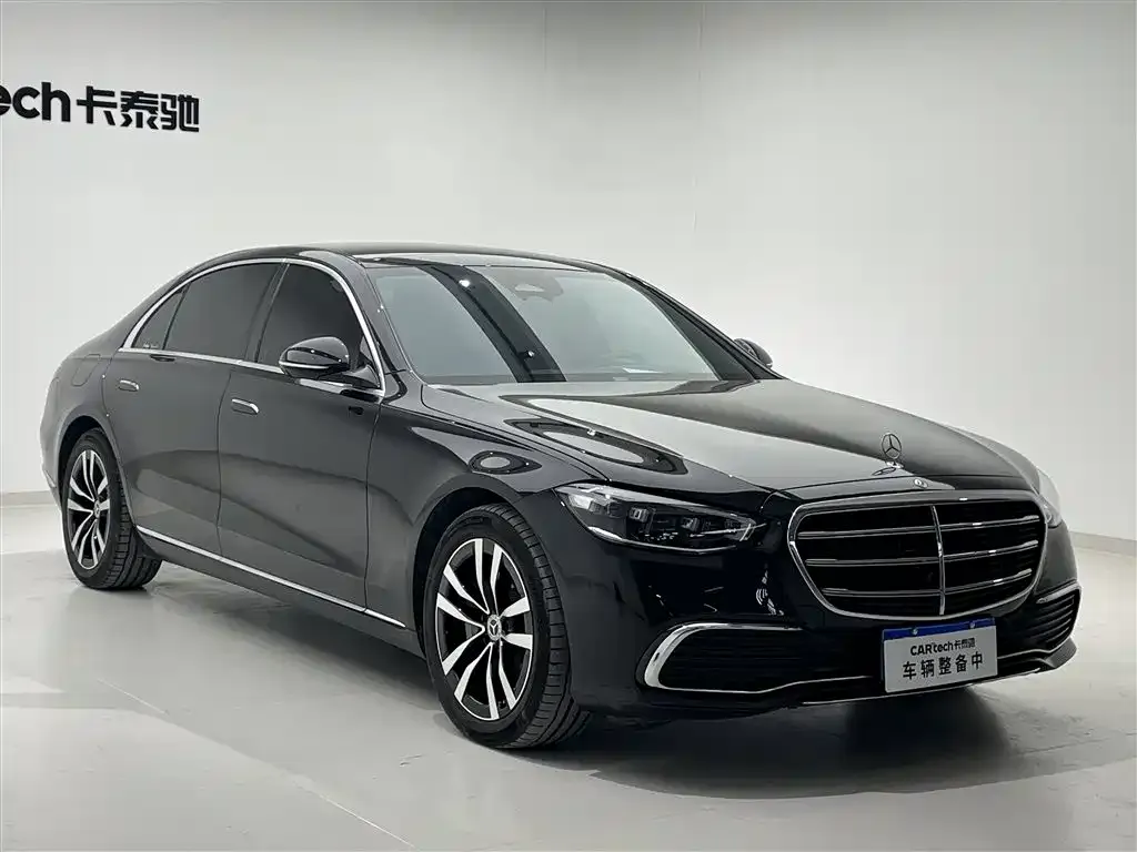 Mercedes-Benz S-Class — фото 1