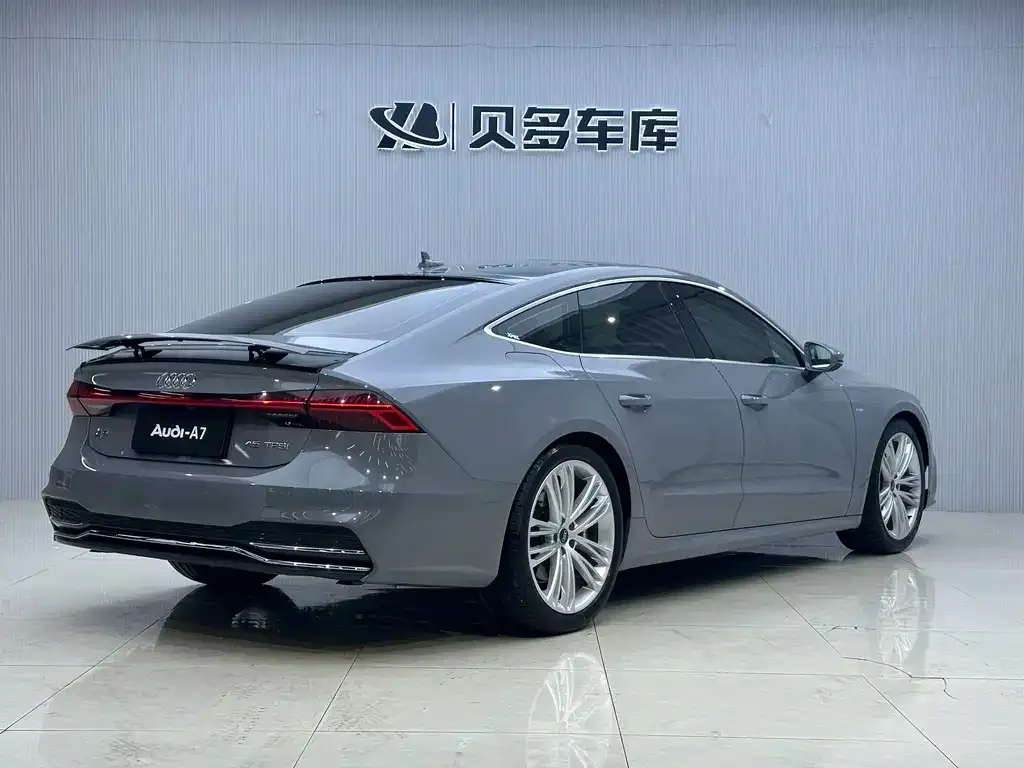 Audi A7 — фото 5