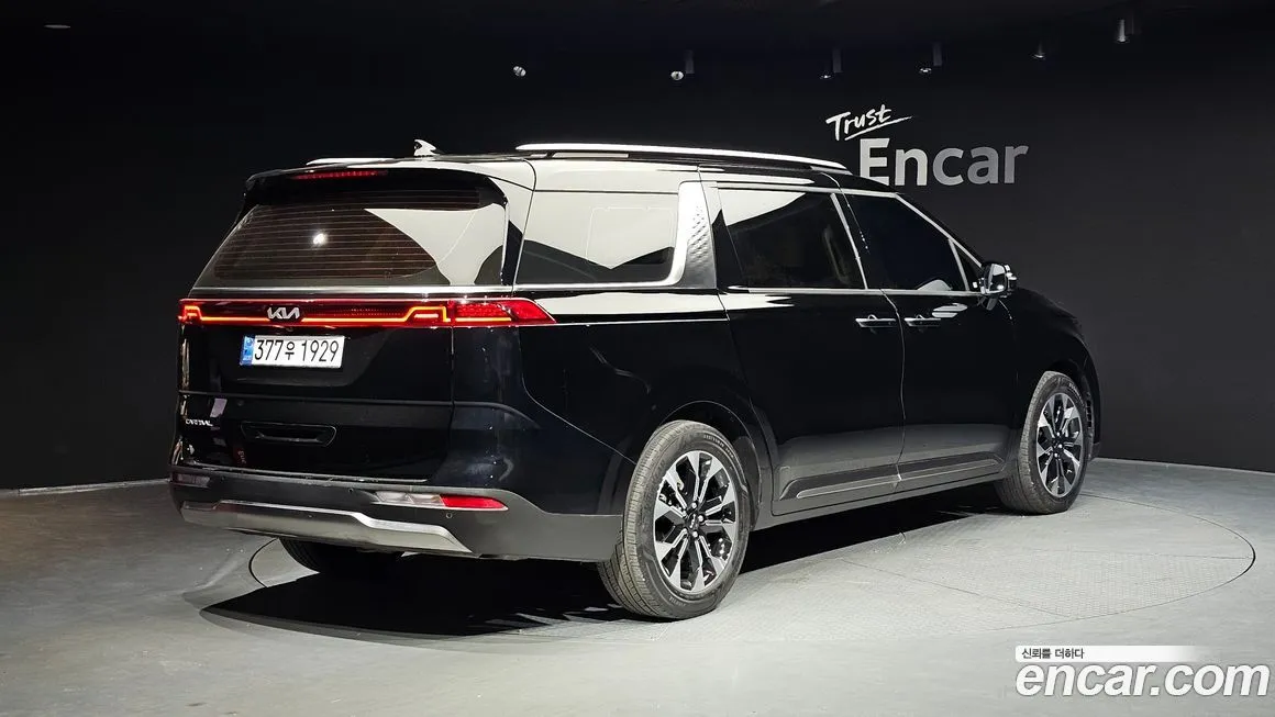 Kia Carnival — фото 2