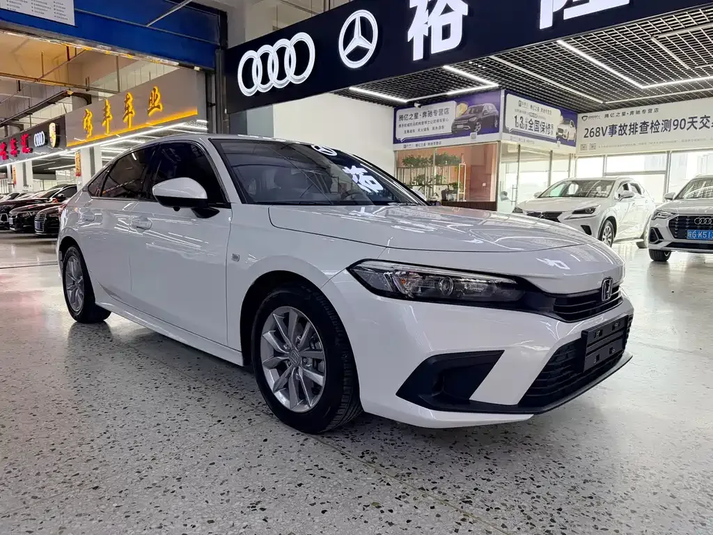 Honda Civic — фото 7