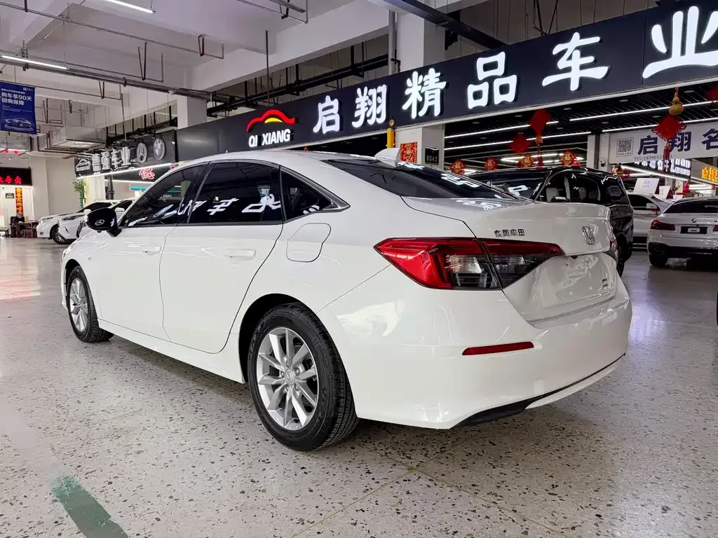 Honda Civic — фото 3