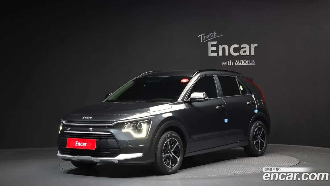 Kia Niro — фото 1