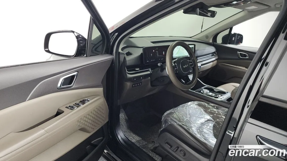 Kia Carnival — фото 10