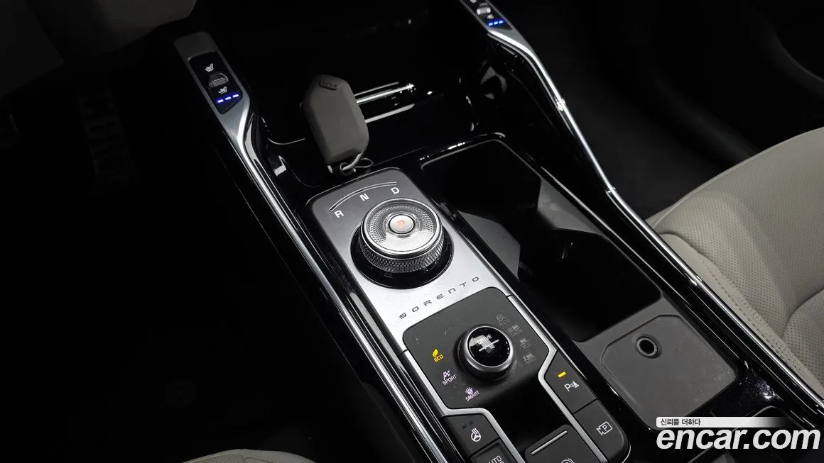 Kia Sorento — фото 6