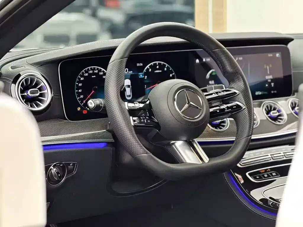 Mercedes-Benz E-Class (Import) — фото 5