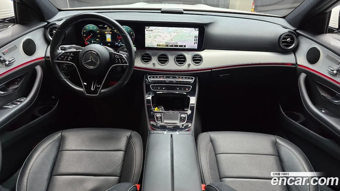 Mercedes-Benz E-Class — фото 10