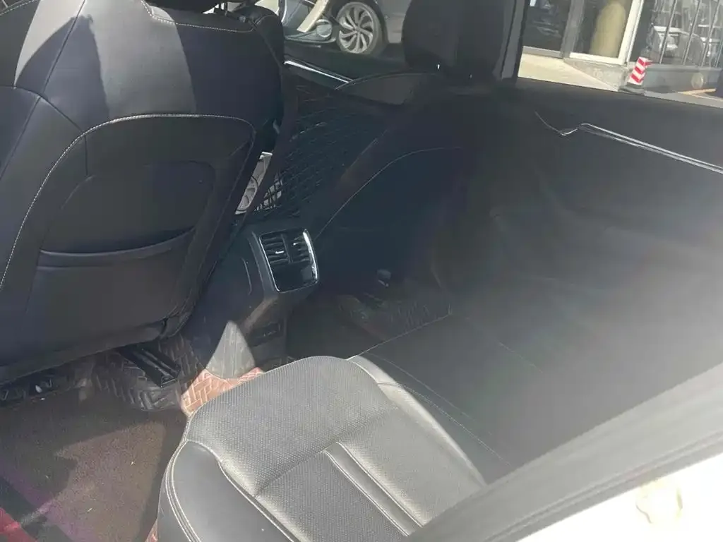 Skoda Octavia — фото 3