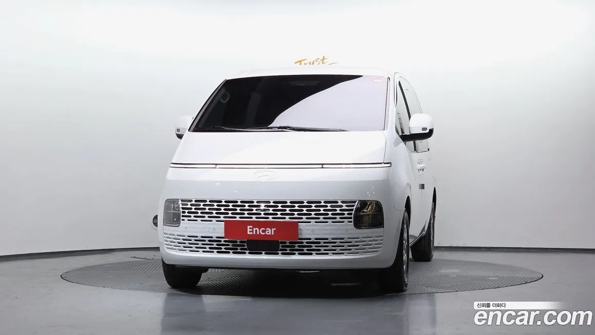 Hyundai Staria — фото 4