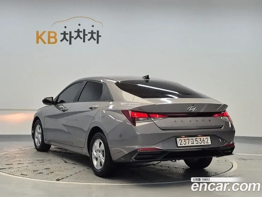 Hyundai AVANTE — фото 4