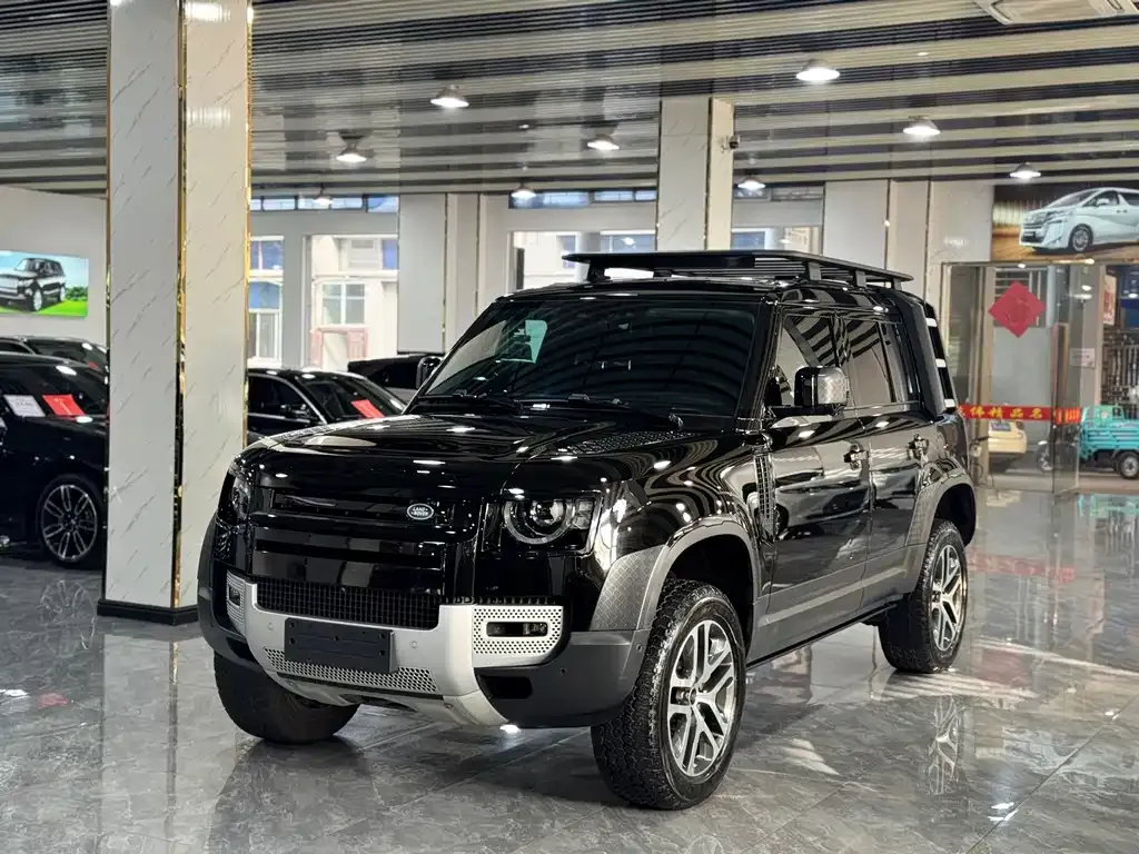 Land Rover Defender — фото 1