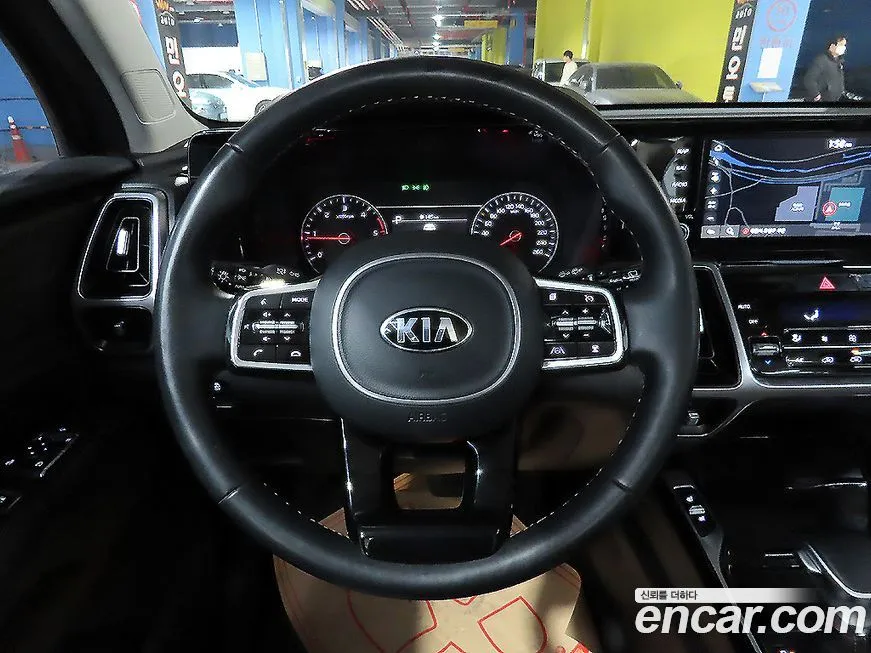 Kia Sorento — фото 7