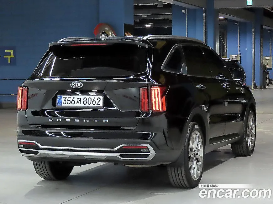 Kia Sorento — фото 3
