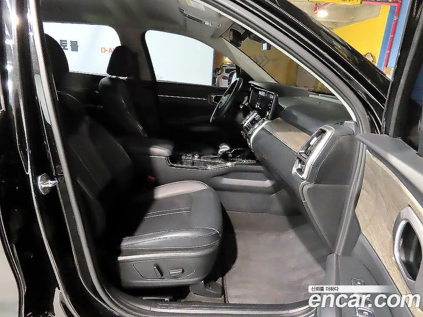 Kia Sorento — фото 5