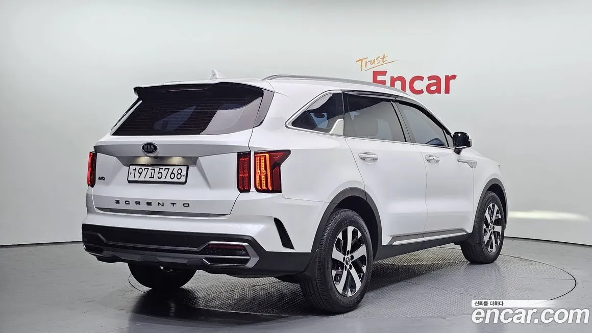 Kia Sorento — фото 3