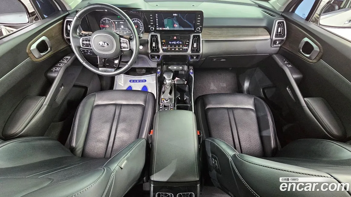 Kia Sorento — фото 4