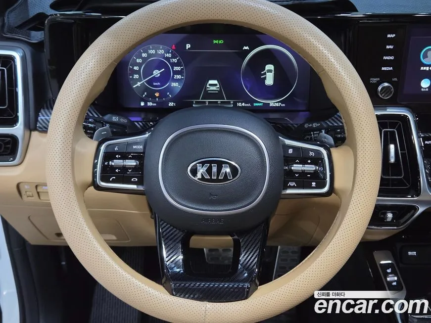 Kia Sorento — фото 5