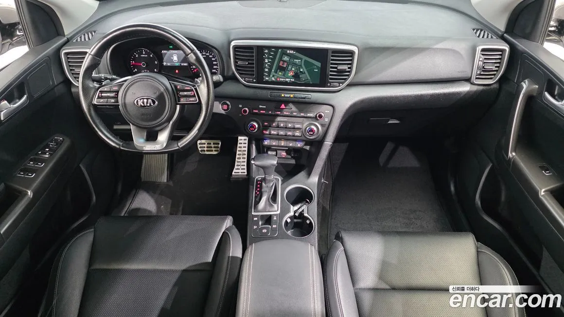 Kia Sportage — фото 10