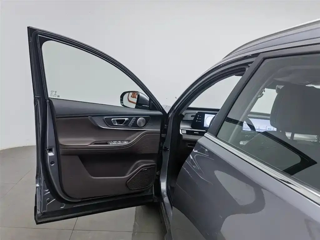 Chery Tiggo 8 PRO — фото 4