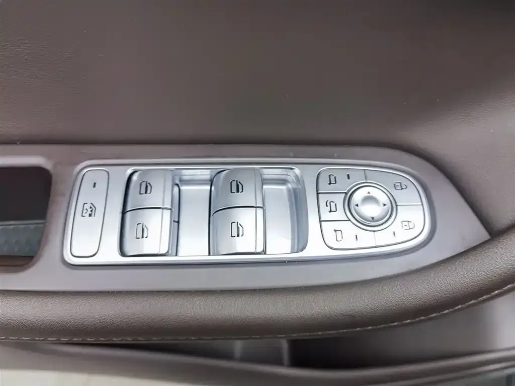Chery Tiggo 8 PRO — фото 10
