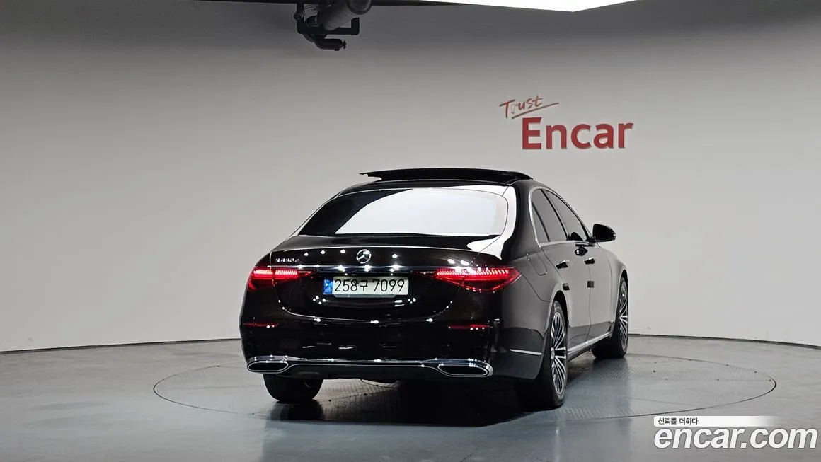 Mercedes-Benz S-Class — фото 2