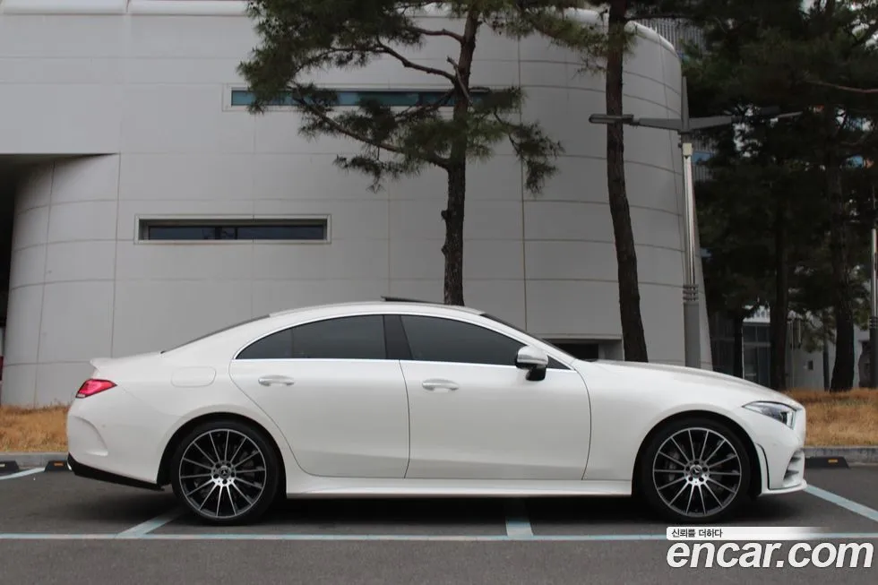 Mercedes-Benz CLS-Class — фото 5