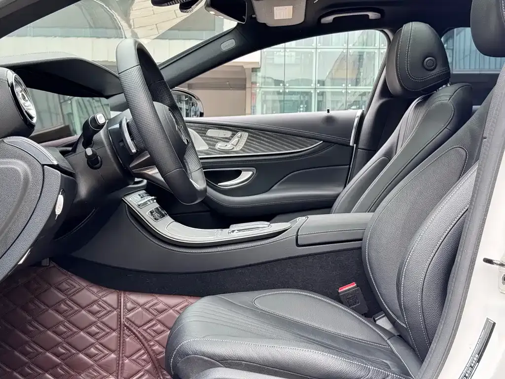 Mercedes-Benz CLS — фото 3