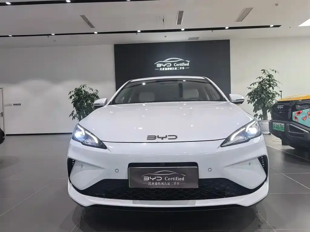 BYD Seal 05 DM-i — фото 4
