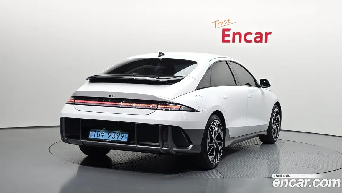 Hyundai Ioniq6 — фото 2