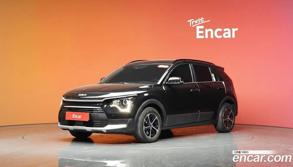 Kia Niro — фото 1