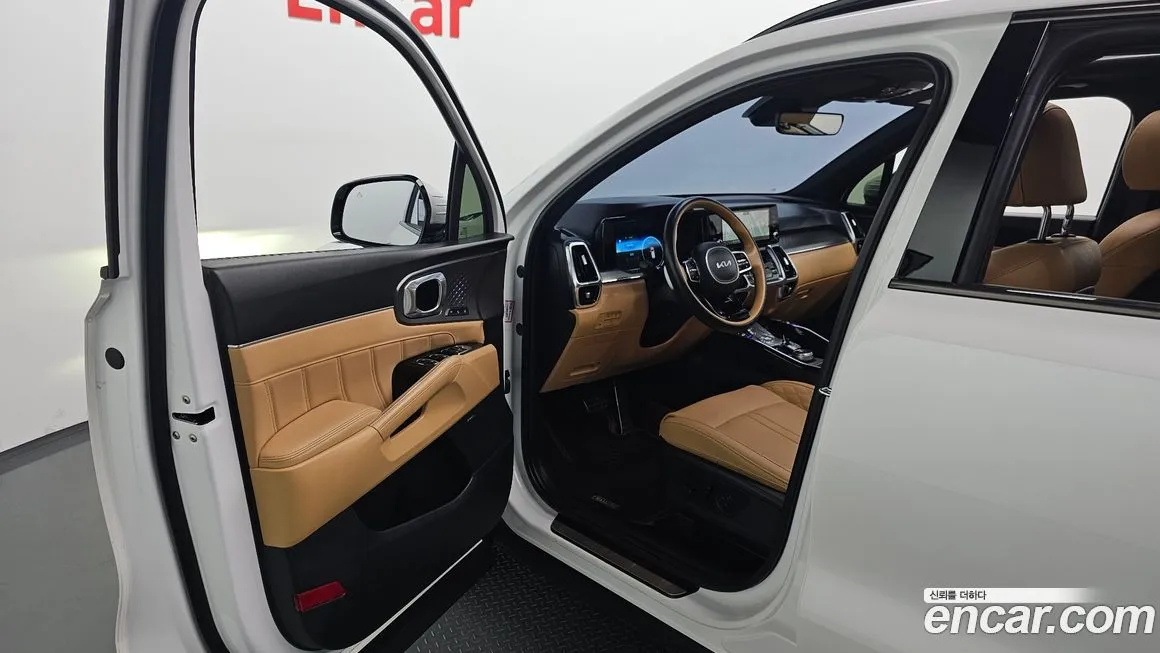 Kia Sorento — фото 6