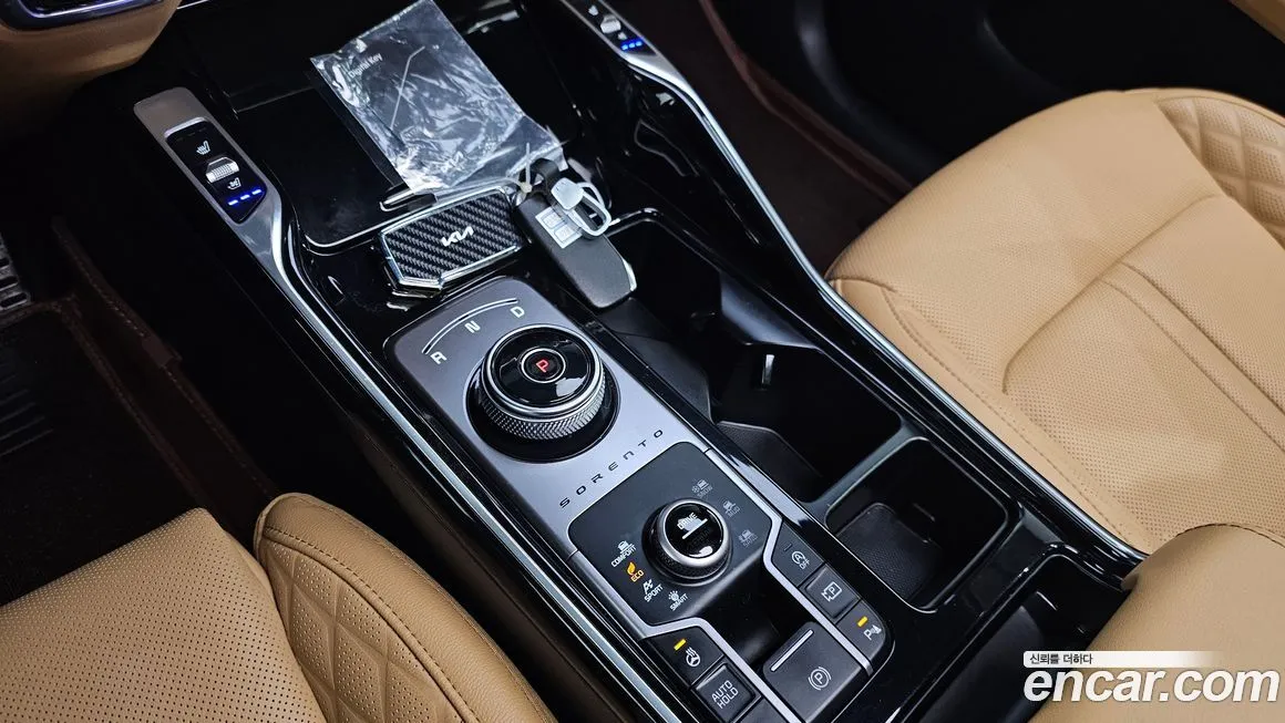 Kia Sorento — фото 9