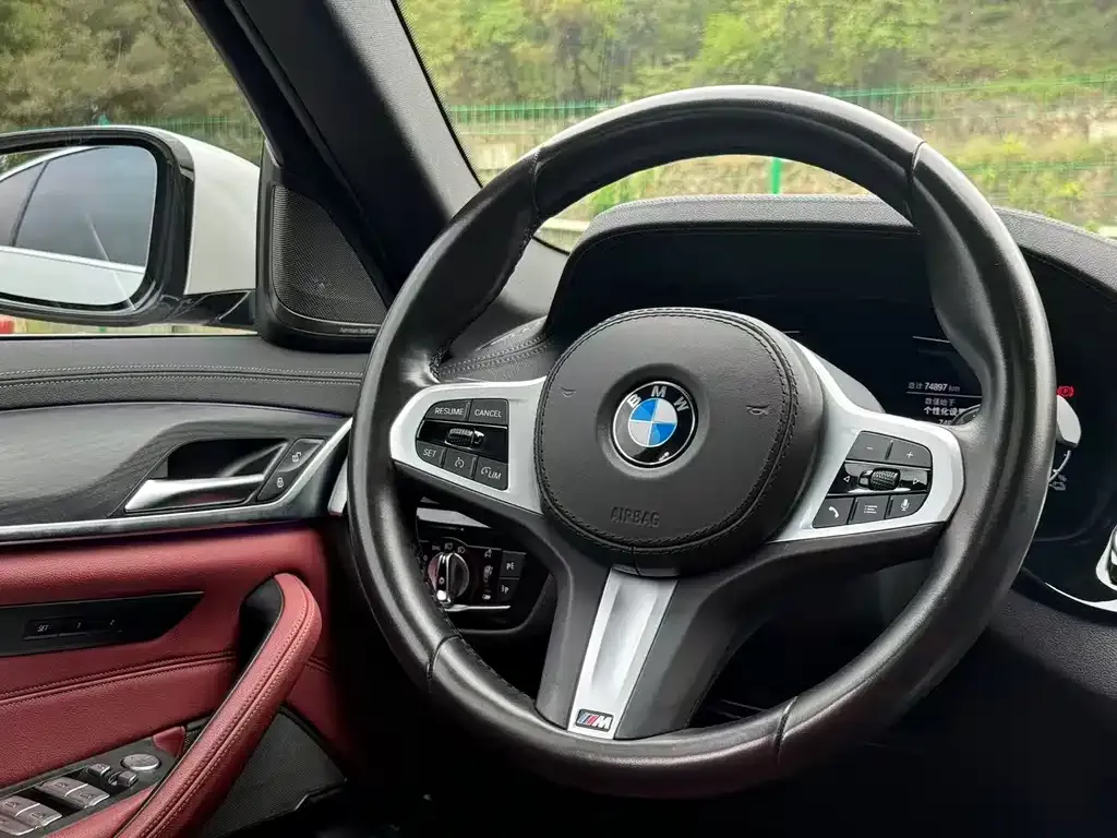 BMW 5 Series New Energy — фото 6