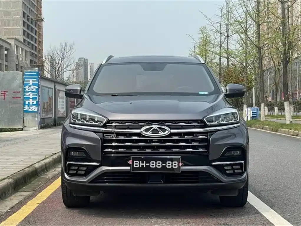 Chery Tiggo 8 — фото 3