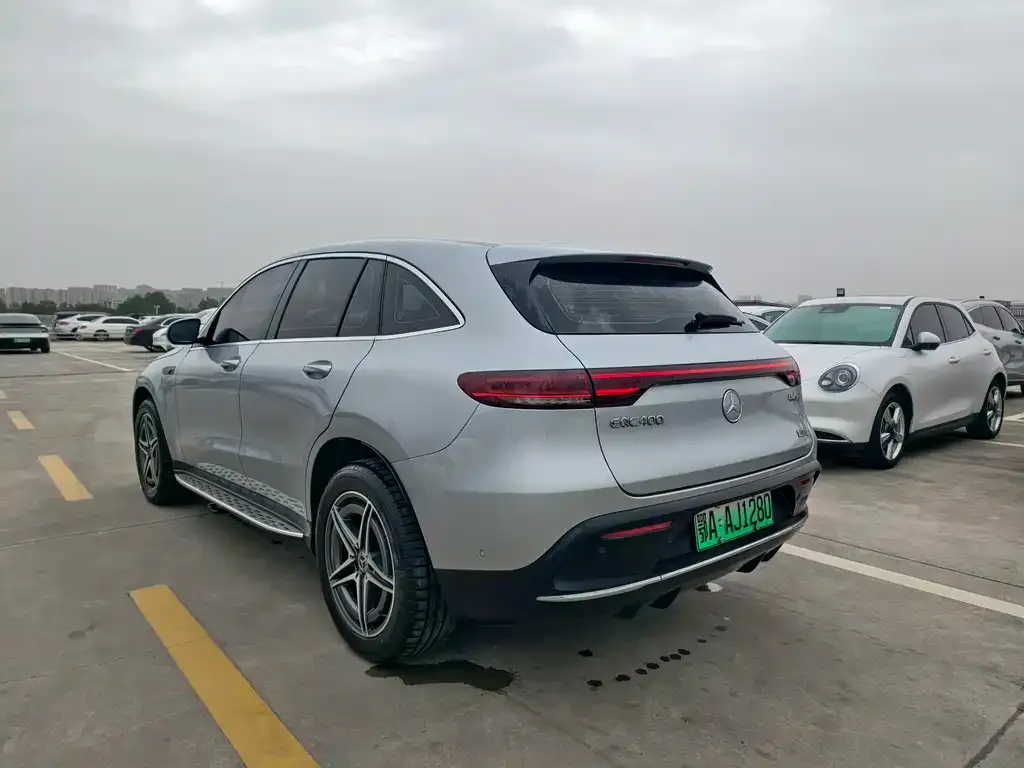 Mercedes-Benz EQC — фото 3