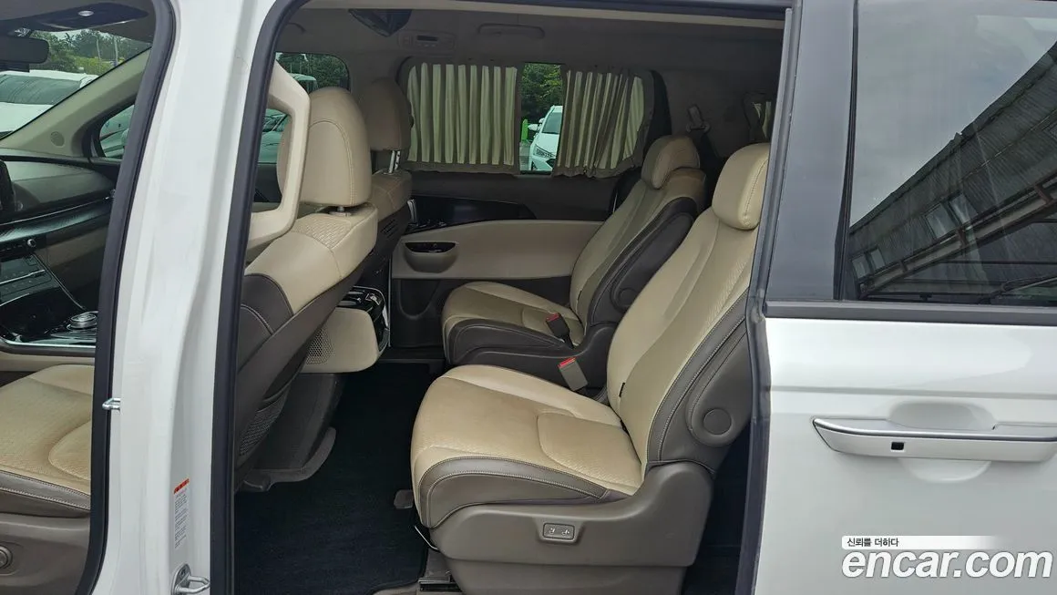 Kia Carnival — фото 2