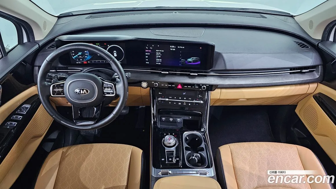 Kia Carnival — фото 10