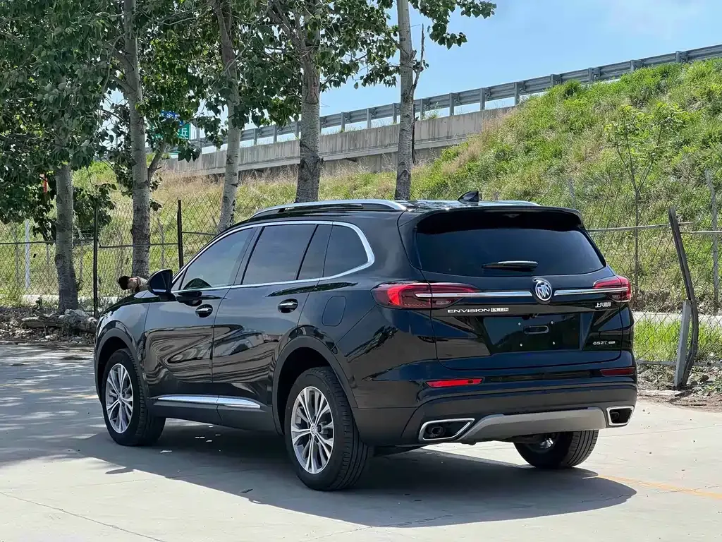 Buick Envision Plus — фото 9