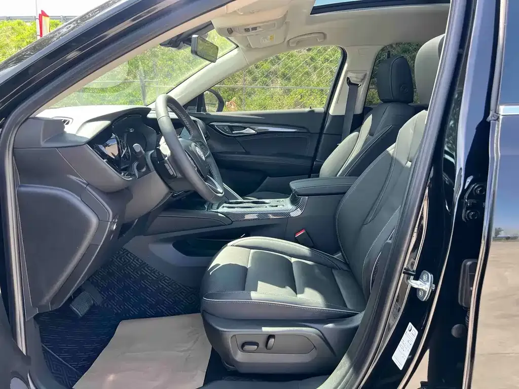 Buick Envision Plus — фото 2