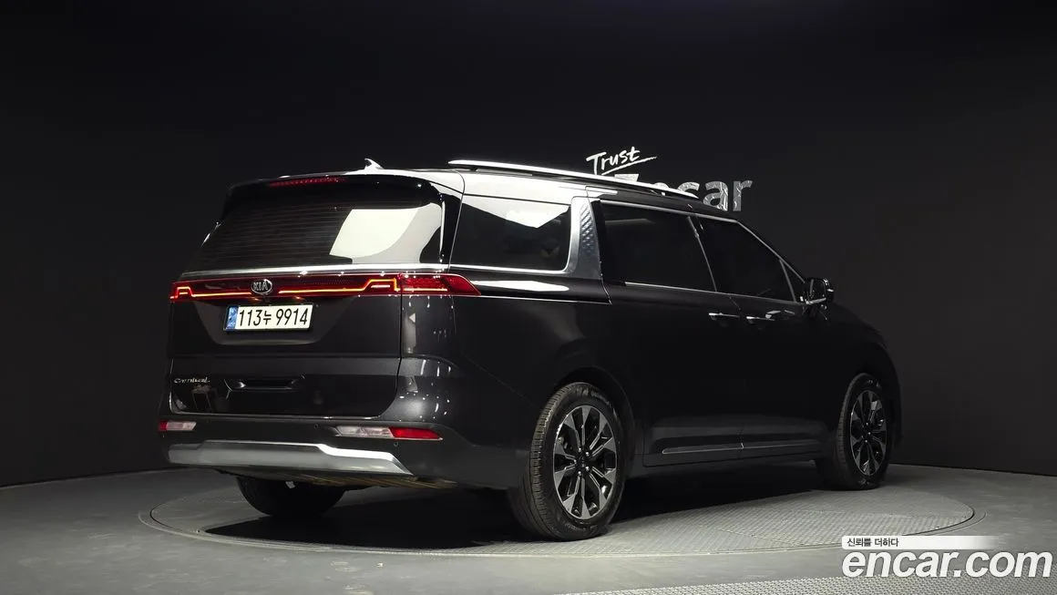 Kia Carnival — фото 2