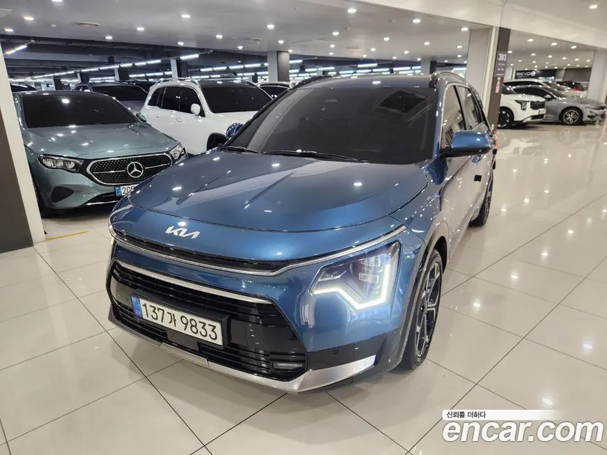 Kia Niro — фото 1