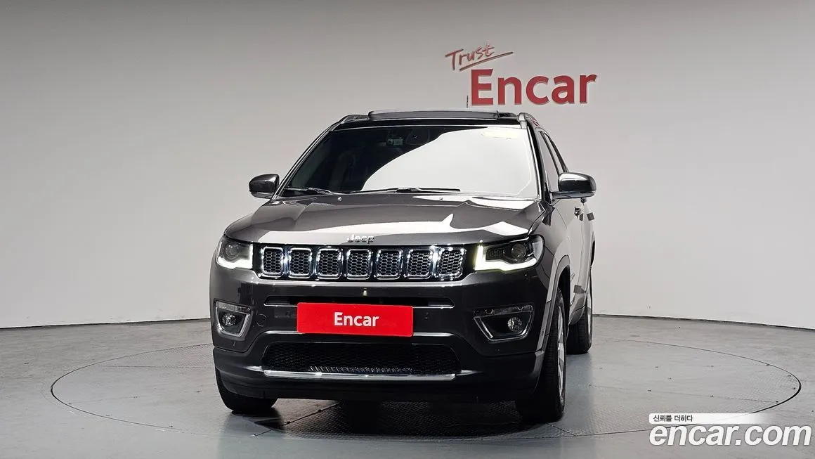 Jeep Compass — фото 4